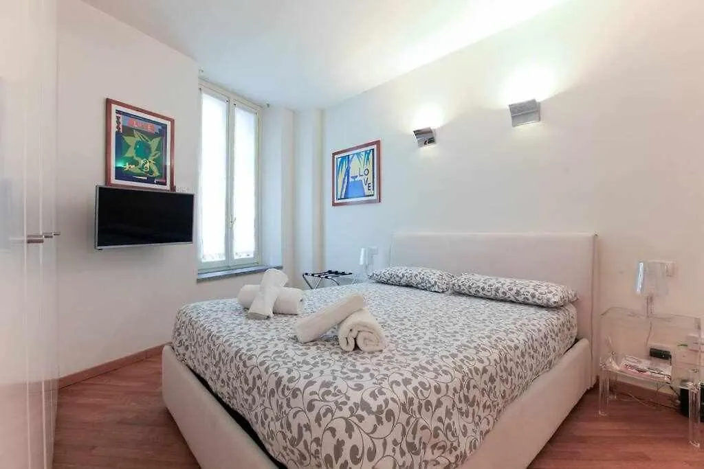 Brera Area Lovely Apt Close To Piazza Duomo Milan Apartment