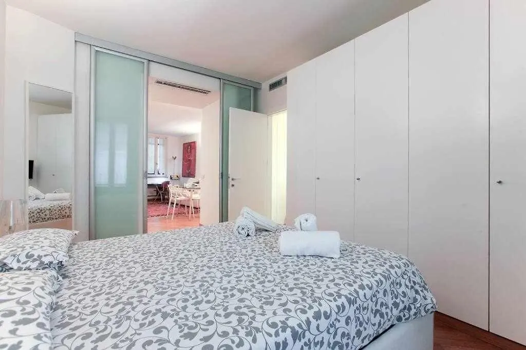 Brera Area Lovely Apt Close To Piazza Duomo Milan