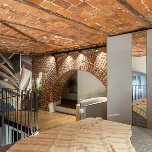 Apartment Bellevue Navigli, Milan