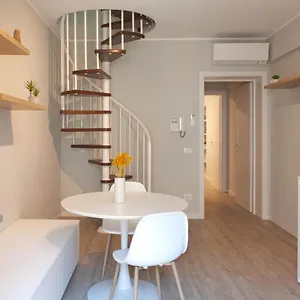 Apartment Bnbutler - Casati, 2 - Glamour In Citta Tra Shopping E Notturna, Milan