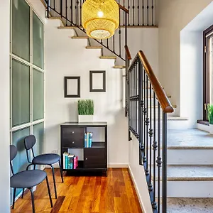 Apartment Elegant 2 Bedrooms Near Duomo, Milan